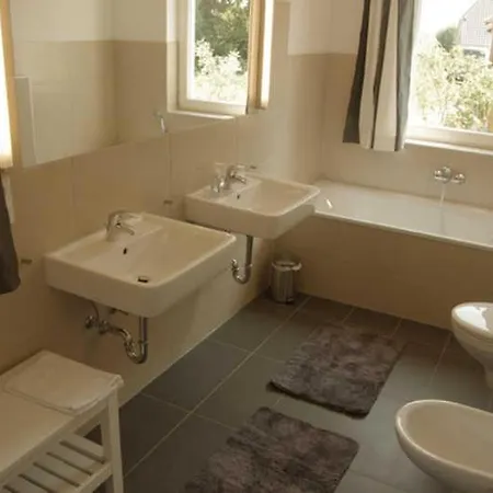 Ostsee Schwedenhaeuser