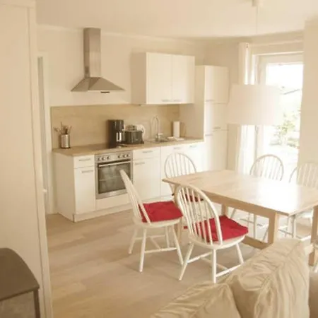 Ostsee Schwedenhaeuser